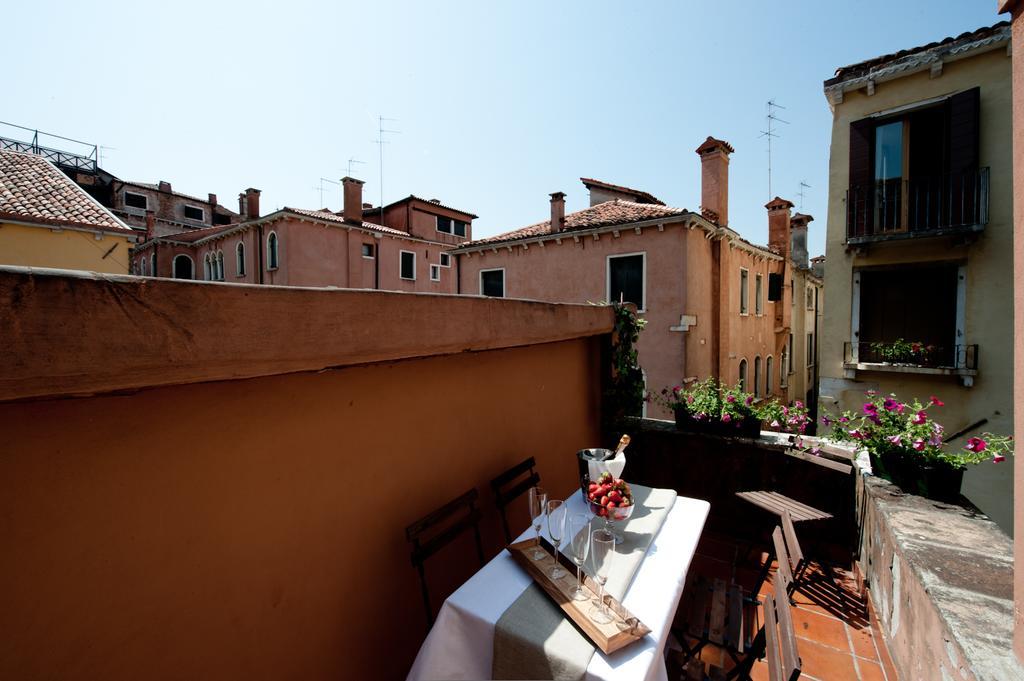 Casa Dell'Albero Lejlighed Venedig Værelse billede
