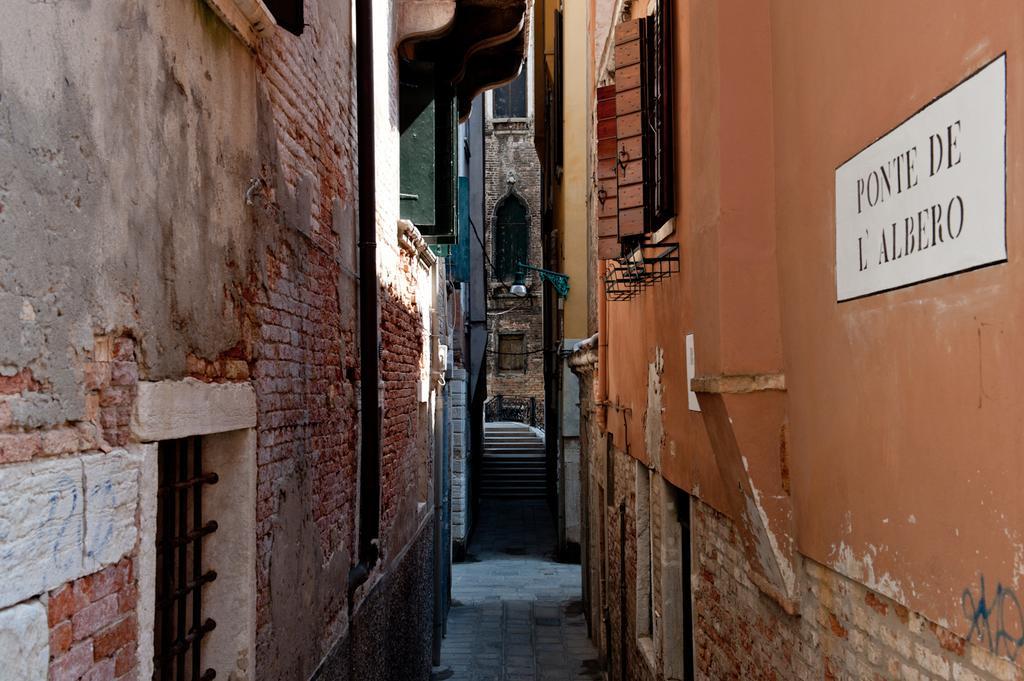 Casa Dell'Albero Lejlighed Venedig Værelse billede